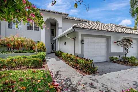 11563 Briarwood Cir #4, Boynton Beach, FL 33437