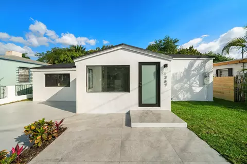 1367 NW 41st, Miami, FL 33142