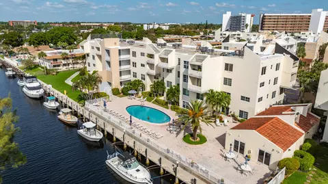 2860 NE 14th St #205D, Pompano Beach, FL 33062