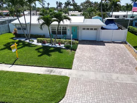 918 SE 15th Ct, Deerfield Beach, FL 33441