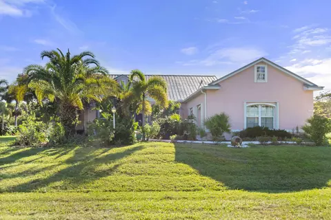 3241 SE Canby Rd, Port Saint Lucie, FL 34952