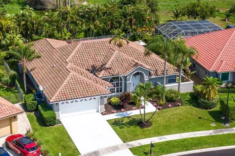 20296 Hacienda Ct, Boca Raton, FL 33498