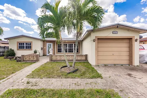 4440 NW 43rd, Lauderdale Lakes, FL 33319