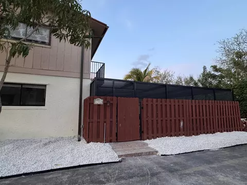 4302 S Landar Dr, Lake Worth, FL 33463