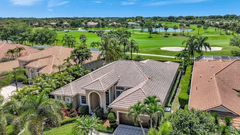 8984 Lakes Blvd N, West Palm Beach, FL 33412