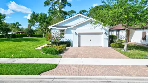 109 SE Via Visconti, Port Saint Lucie, FL 34952