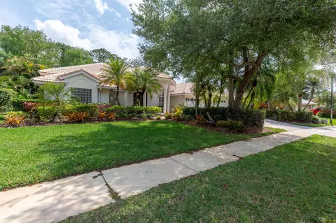 15560 Cedar Grove Ln, Wellington, FL 33414