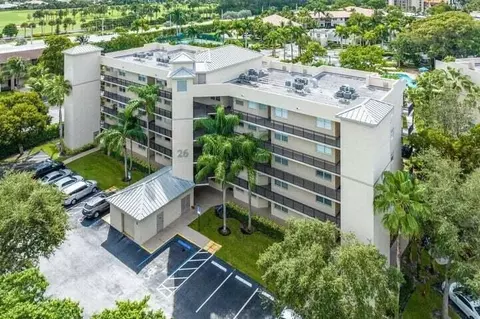 26 Royal Palm Way #205, Boca Raton, FL 33432