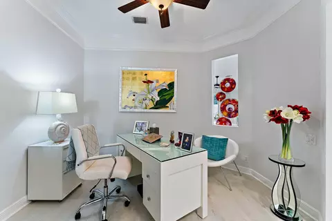 744 Cable Beach Ln, Palm Beach Gardens, FL 33410