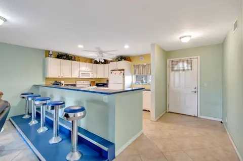 2400 NE 1st Ln #4010, Boynton Beach, FL 33435
