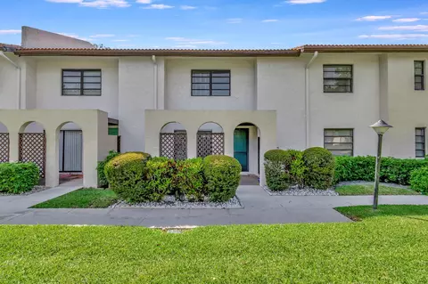 21691 Cypress Rd #16D, Boca Raton, FL 33433
