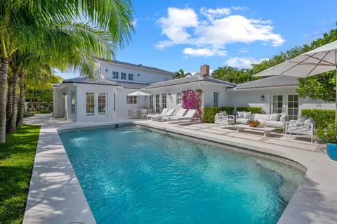 581 E Woods Rd, Palm Beach, FL 33480