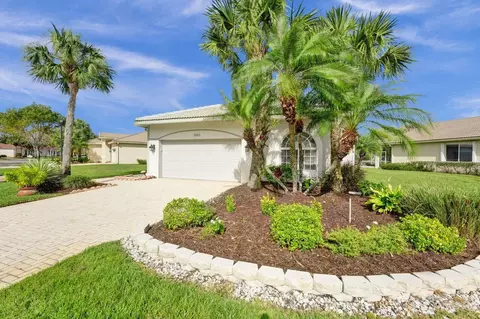 2583 Clipper Cir, West Palm Beach, FL 33411