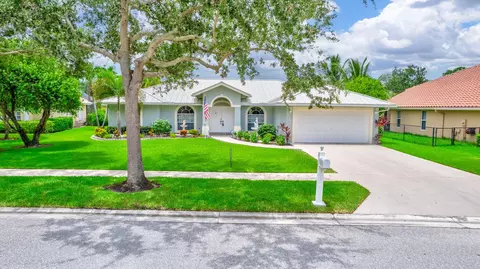 153 Cypress Trce, Royal Palm Beach, FL 33411