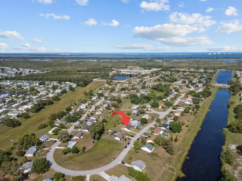 1985 SE West Dunbrooke Cir, Port Saint Lucie, FL 34952