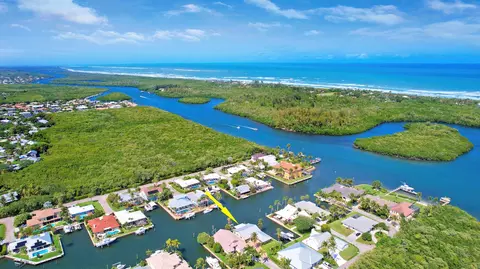 10807 SEnsign Ct, Hobe Sound, FL 33455