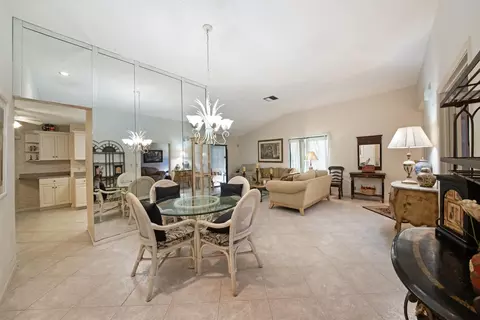 10178 Chestwood, Boynton Beach, FL 33437