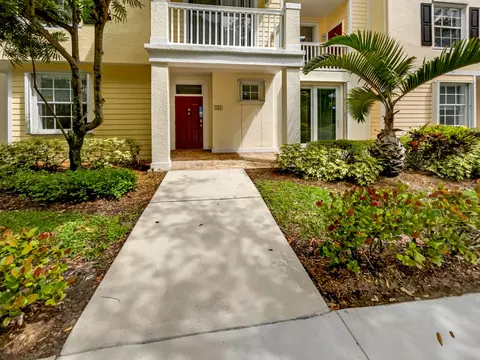175 Galicia Way #101, Jupiter, FL 33458