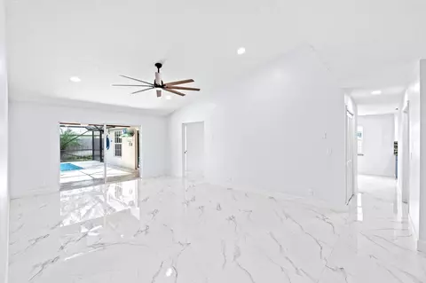 111 Santa Cruz Ave, Royal Palm Beach, FL 33411