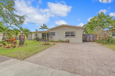 1540 N 73, Hollywood, FL 33024