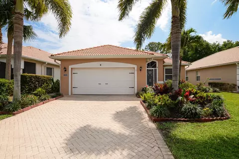 230 NW Zanzibar Pl, Port Saint Lucie, FL 34986