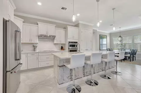 21910 Canadensis Cir #102, Boca Raton, FL 33428
