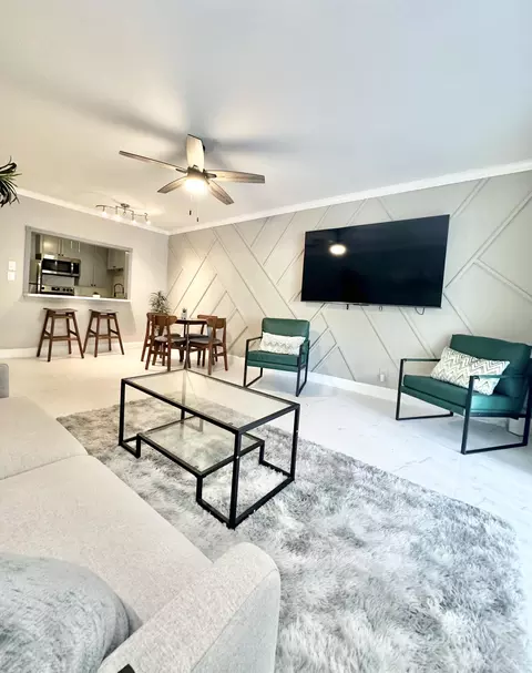 259 S Cypress #504, Pompano Beach, FL 33060
