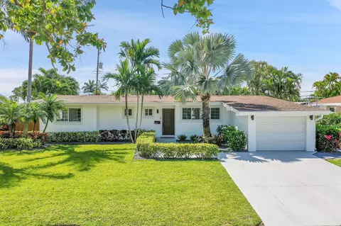 422 Anchorage Dr, North Palm Beach, FL 33408