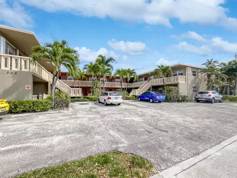 305 E Ocean Ave #204, Boynton Beach, FL 33435