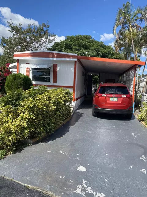 39 Havenwood Dr, Pompano Beach, FL 33064