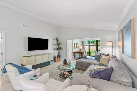 20 Stratford Dr #D, Boynton Beach, FL 33436