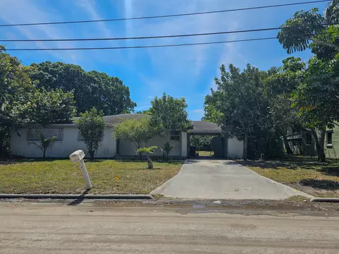 707 Ohio Ave, Fort Pierce, FL 34950