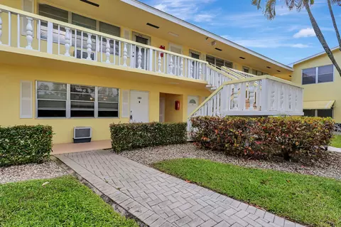 103 Sheffield E, West Palm Beach, FL 33417