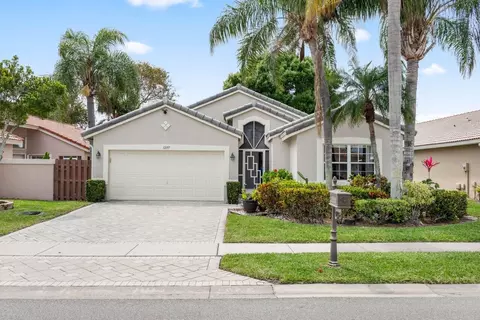 12197 Castle Pines Rd, Boynton Beach, FL 33437