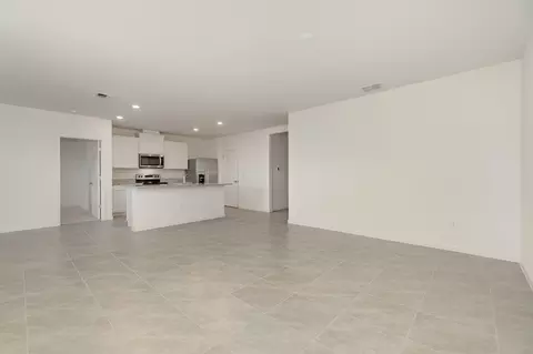 9977 SW Triton Way, Port Saint Lucie, FL 34987