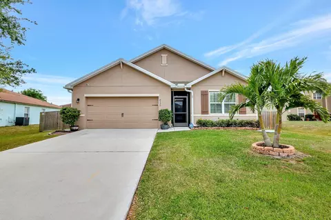 4520 SW Oscar, Port Saint Lucie, FL 34953