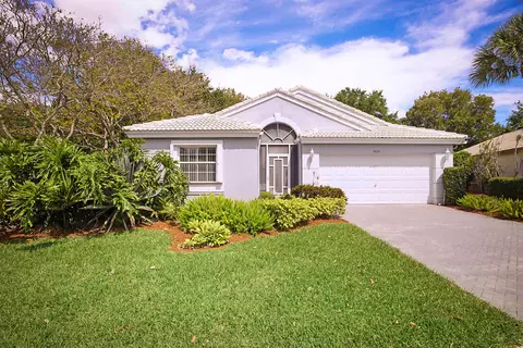 5610 Swaying Palm, Boynton Beach, FL 33437
