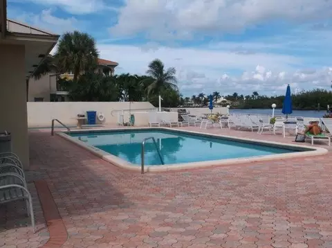 630 Snug Harbor Dr #C13, Boynton Beach, FL 33435