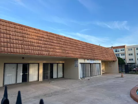 2501 NW 41st #109, Lauderhill, FL 33313