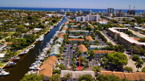 2523 NE 15th St, Pompano Beach, FL 33062