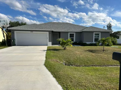 6512 NW Hagberg, Port Saint Lucie, FL 34986