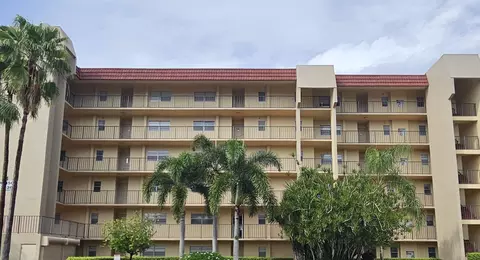 3836 Via Poinciana #607, Lake Worth, FL 33467