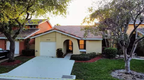 20789 Del Luna, Boca Raton, FL 33433