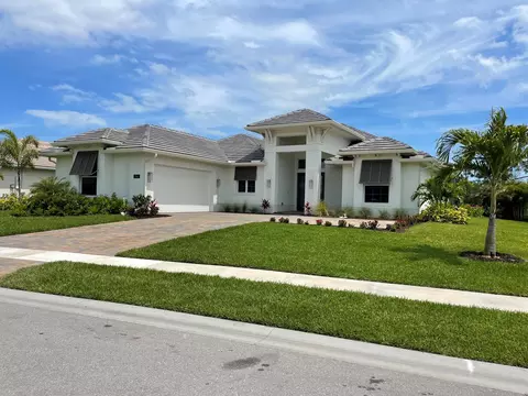 5565 Bent Pine Sq, Vero Beach, FL 32967