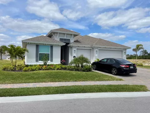 6395 High Pointe Cir, Vero Beach, FL 32967