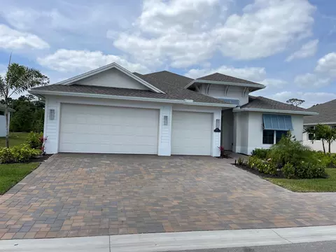 6375 High Pointe Cir, Vero Beach, FL 32967
