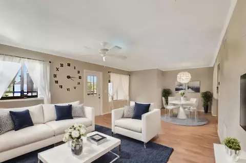 406 Pine Glen Ln #D-2, Greenacres, FL 33463