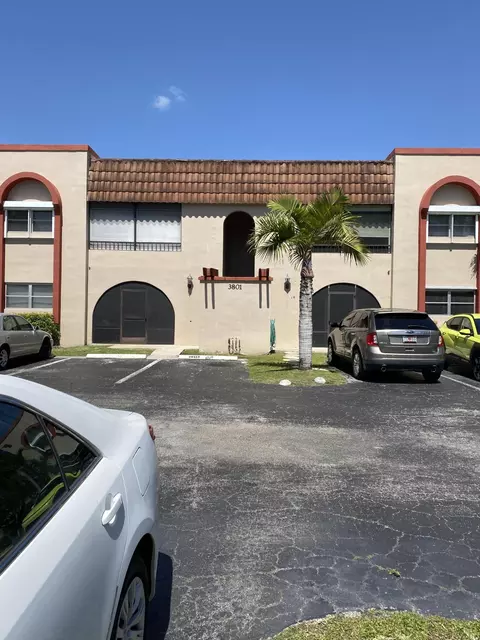 3801 NW 84th #2B, Sunrise, FL 33351