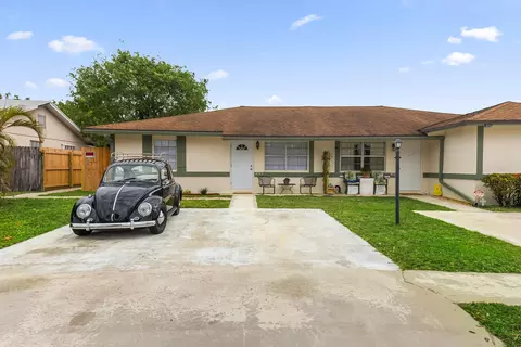 4713 Arthur, Palm Beach Gardens, FL 33418