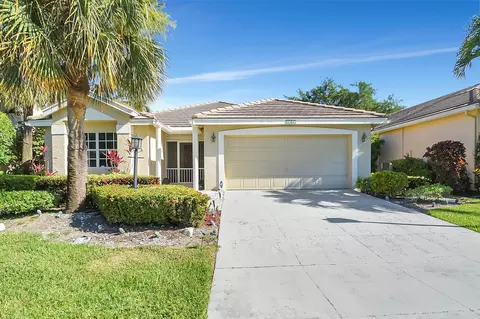 2787 S Clearbrook Cir, Delray Beach, FL 33445
